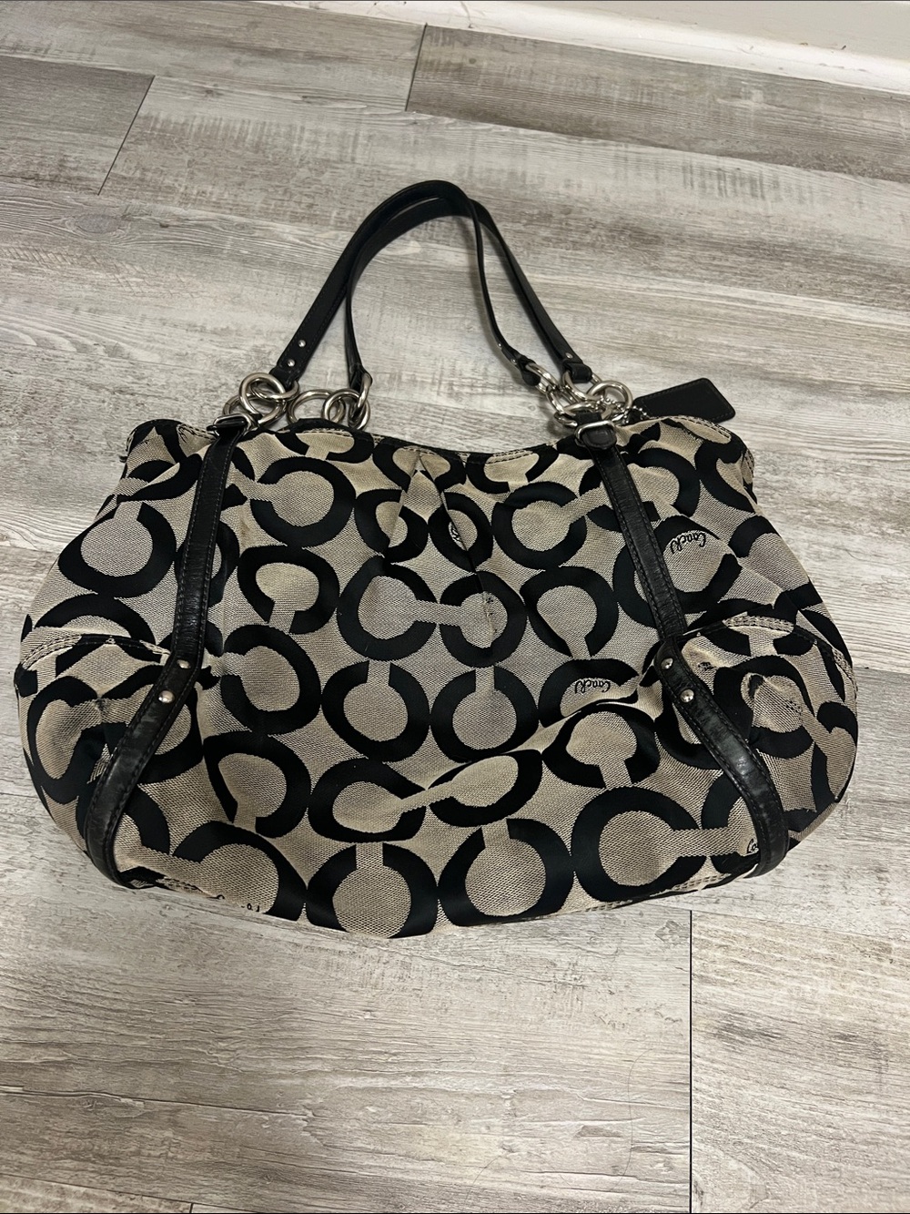 Coach Signature Canvas Shoulder Bag